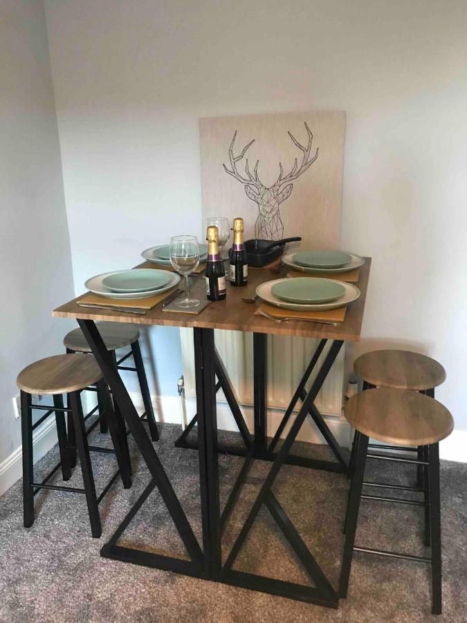Appartamento Fantastic 2 Bed Flat In Dunblane High Street Esterno foto